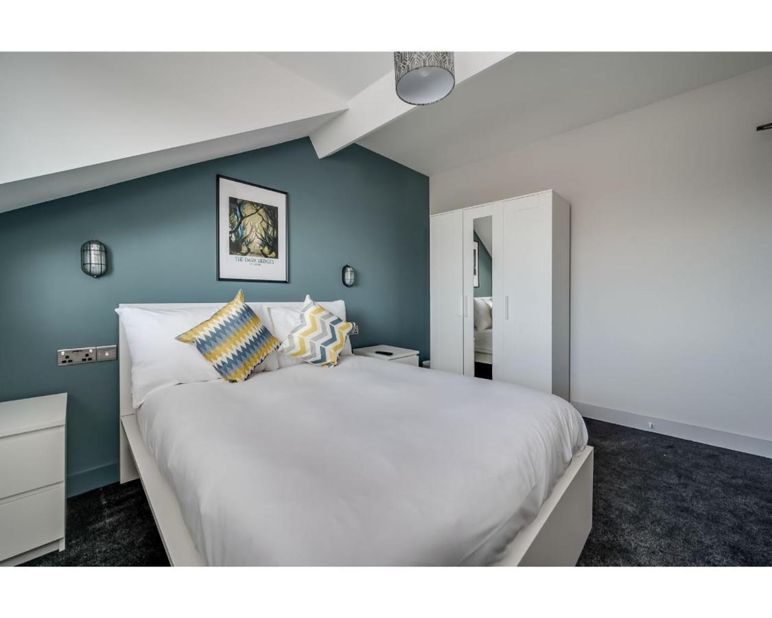 Central Belfast Apartments: University Street Екстериор снимка