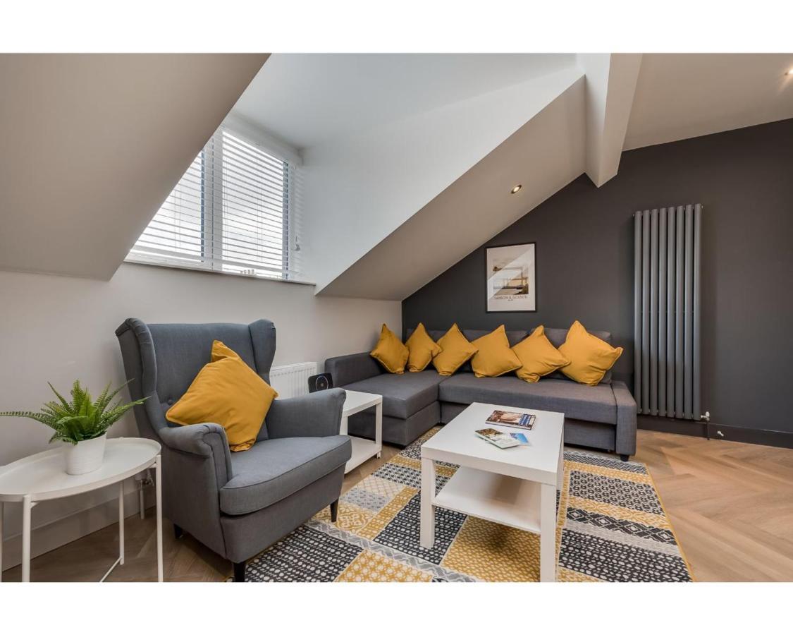 Central Belfast Apartments: University Street Екстериор снимка