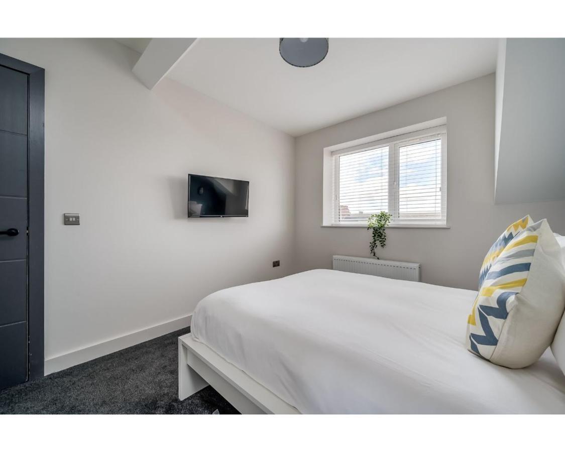 Central Belfast Apartments: University Street Екстериор снимка