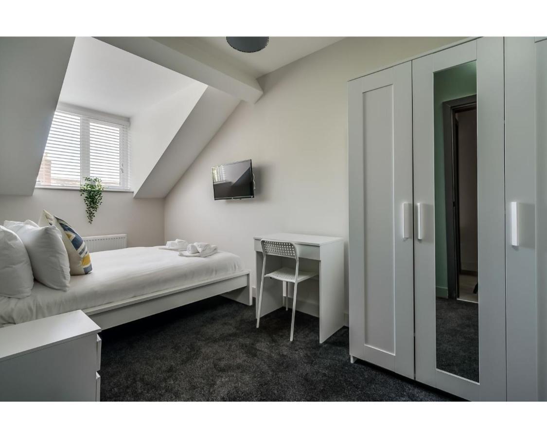 Central Belfast Apartments: University Street Екстериор снимка
