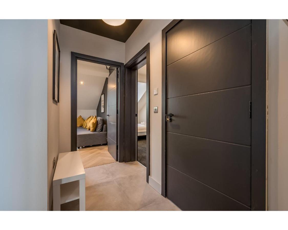 Central Belfast Apartments: University Street Екстериор снимка